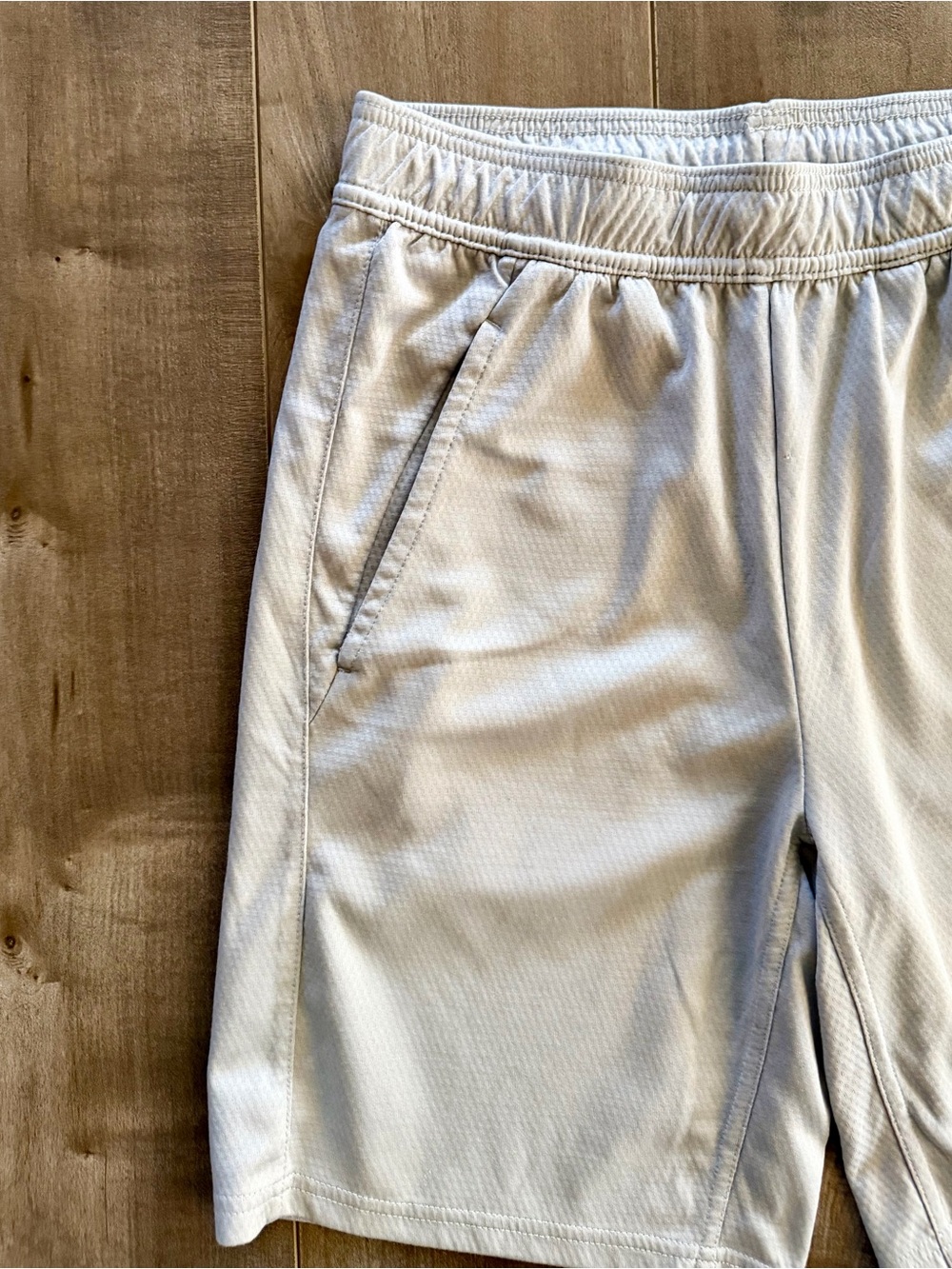 All In Motion Active Gray Drawstring Training Shorts with Pockets - Picture 3 of 12